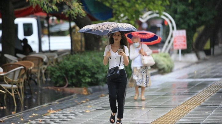 Trakya'da yarın için sağanak uyarısı