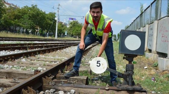 Tren teşkil görevlisinin müzik aşkı