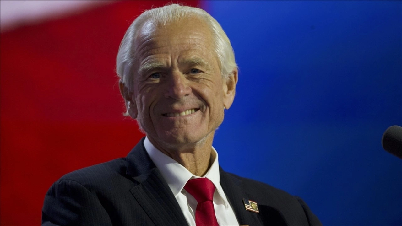 Trump, Peter Navarro'yu ticaret ve üretimden sorumlu kıdemli danışmanı olarak seçti