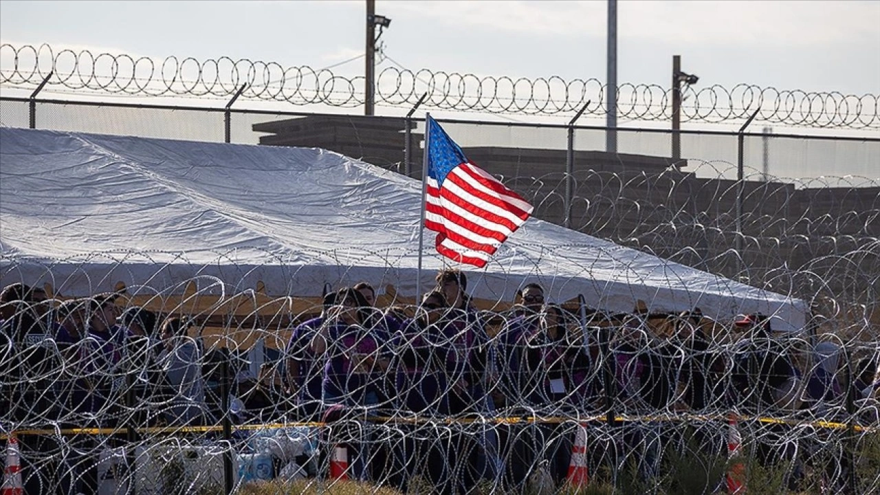 Trump yönetimi, ABD'ye yasal giriş için kullanılan sınır uygulamasını kaldırdı