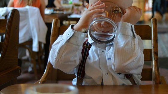 Tüketiciyi Destekleme Derneğinden çocuklu aile kabul etmeyen restoranlara 'itibar kaybı' uyarısı