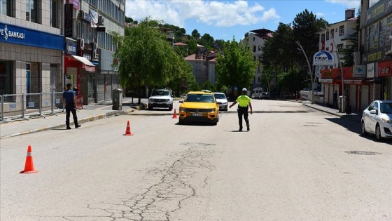 Tunceli'de çocuk ve gençlerin velileri ile seyahat etme zorunluluğu kaldırıldı