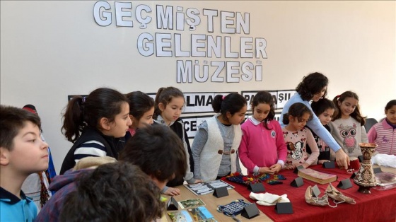 Tuncelili öğrencilerden “Geçmişten Gelenler Müzesi“