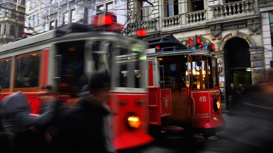 Tünel'in 145, nostaljik tramvayın 106. yılı kutlandı