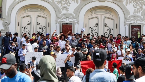 Tunus'un güneyindeki gösterilerde 1 kişi hayatını kaybetti