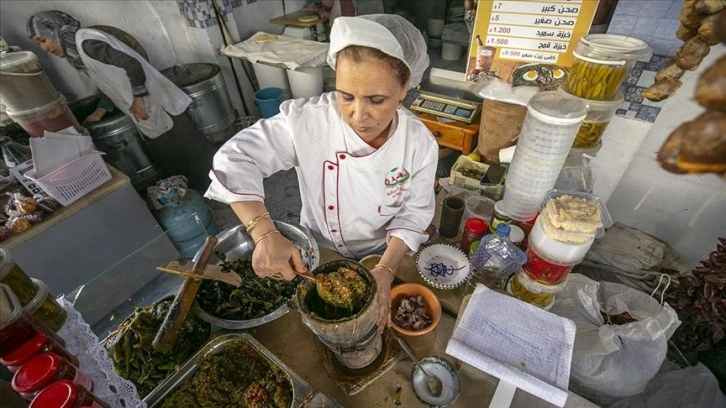 Tunuslu aşçı "yöresel salatayla" uluslararası yarışmalarda 5 altın madalya kazandı