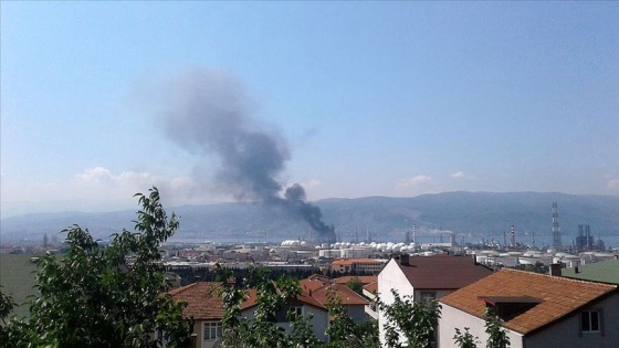 Tüpraş İzmit Rafinerisi'nde dumanlanma