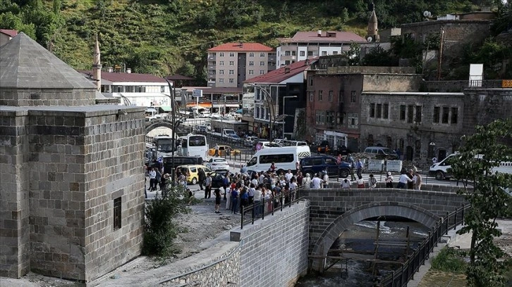Turistik Tatvan Treni ile Bitlis'e gelenler için gezi programı düzenlendi