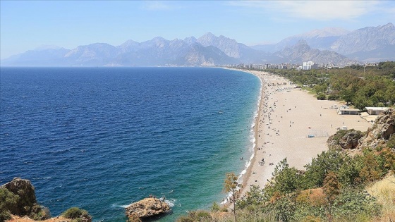 Turizm merkezi Antalya ilk 4 ayda 129 ülkeden turist ağırladı