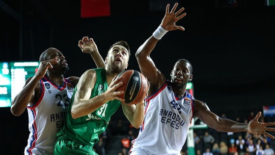 Türk derbisinin kazananı Anadolu Efes