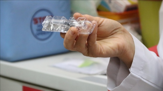 Türk Eczacıları Birliğinden Çin'den gelecek aşıyla ilgili açıklama: Aşıya güvenin