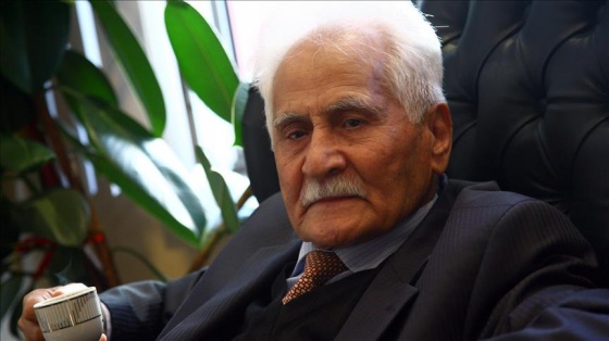 Türk edebiyatının 'Beyaz Kartal'ı Bahaettin Karakoç vefat etti