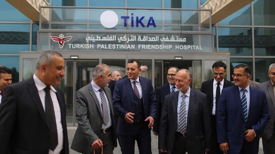 Türk heyeti, Filistin-Türkiye Dostluk Hastanesi'nde inceledi