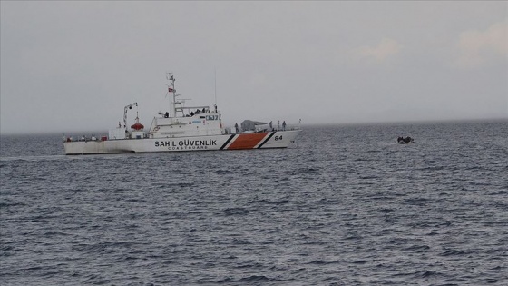 Türk kara sularına geri itilen 45 sığınmacı kurtarıldı