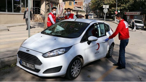 Türk Kızılaydan immün plazma bağışında bulunanlara ulaşım desteği