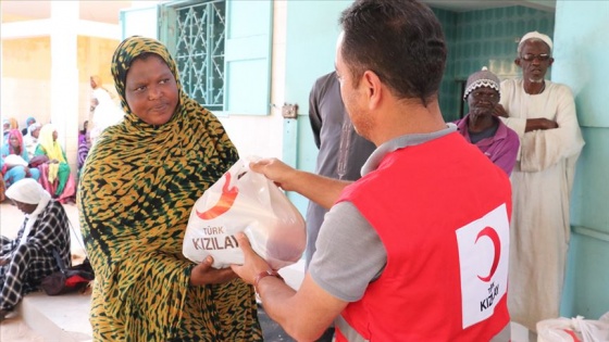 Türk Kızılaydan Senegal'de ihtiyaç sahiplerine iftar