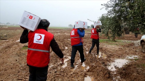 Türk Kızılaydan Suriye'ye insani yardım