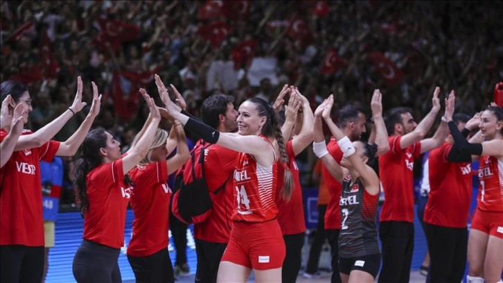 Türk voleybolu 'aynı gün aynı saati' bekliyor