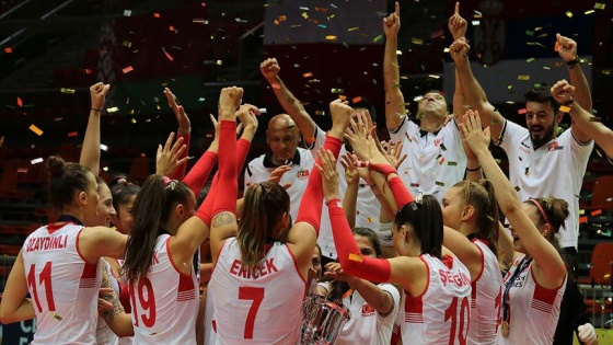 Türkiye 19 Yaş Altı Kız Voleybol Milli Takımı'nda Avrupa Şampiyonluğu sevinci