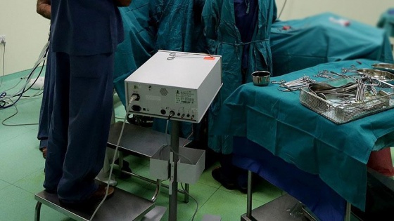 Türkiye'de yılda yaklaşık 9 bin kişi mide küçültme ameliyatı oluyor