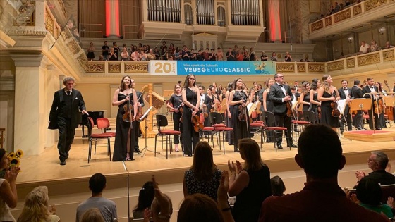 Türkiye Gençlik Filarmoni Orkestrası Berlin'de konser verdi