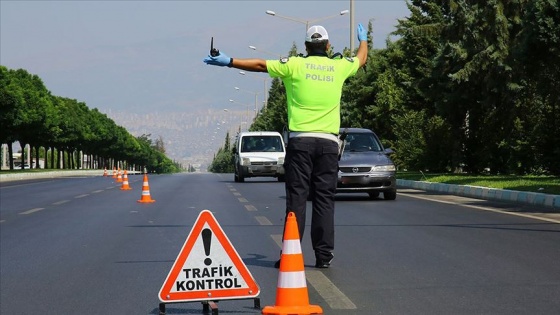 Türkiye genelinde radarla hız denetiminde 24 bin 201 sürücüye ceza