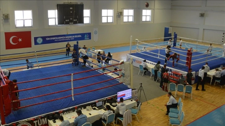 Türkiye Minikler ve Yıldızlar Muaythai Şampiyonası Bitlis'te başladı