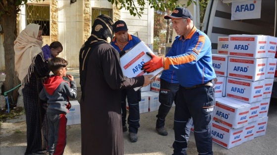 Türkiye'nin Barış Pınarı Harekatı bölgesin yardımları sürüyor