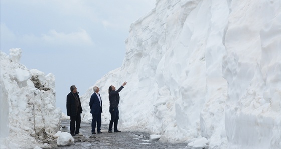 Türkiye’nin en büyük kalderasında kar kalınlığı 8 metre