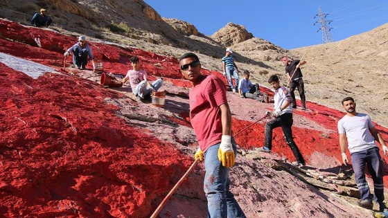 Türkiye'nin en büyük kaya haritası boyandı