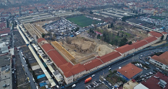 Türkiye'nin en büyük kütüphanesi Rami Kışlası havadan görüntülendi