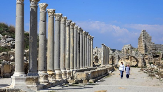 Türkiye'nin ikinci Zeugması: Perge mozaikleri