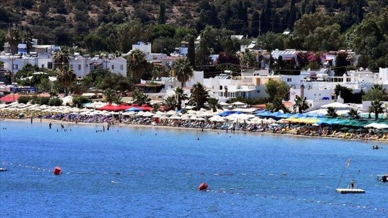 Türkiye'nin turizm geliri geçen yıla göre arttı