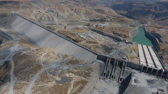 Türkiye'nin vizyon projesi Ilısu Barajı'nın gövdesi tamamlandı