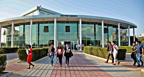 Türkiye vatandaşı öğrencilere KKTC’de sınavsız kayıt hakkı