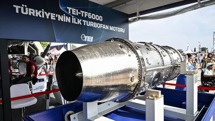 Türkiye'nin milli uçak motoru vitrine çıktı