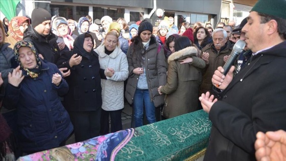 Uçak kazasında hayatını kaybeden Koçar ve Gençoğlu toprağa verildi