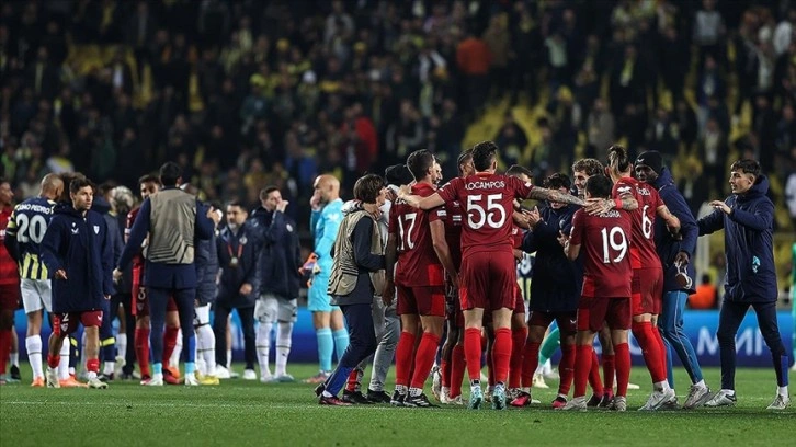 UEFA Avrupa Ligi son 16 turu rövanş ayağında 4 maç tamamlandı