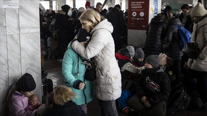 Ukrayna'da sivillerin tahliyesi için geçici ateşkes başladı