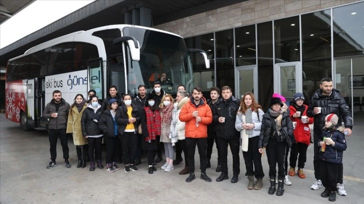 Ukrayna'dan tahliye edilenler Türkiye'nin gücünü zor anlarında hissettiklerini belirtti