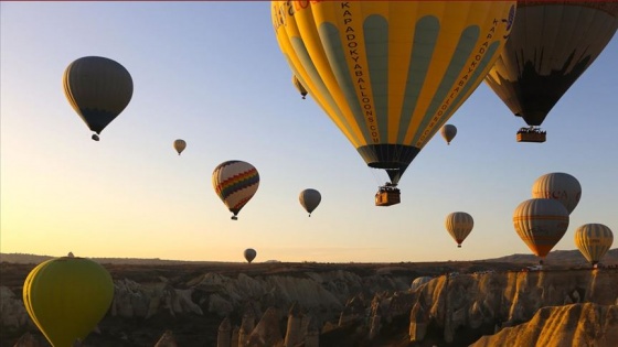 Ukraynalı turistlere Kapodokya'daki balon turlarında şartlı izin