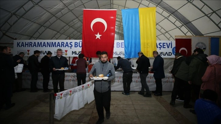 Ukrayna'nın Ankara Büyükelçiliği Kahramanmaraş'ta 1200 kişilik iftar verdi