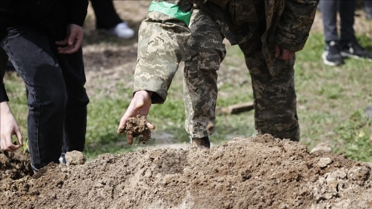 Ukrayna'ya savaşmaya giden bir İngiliz vatandaşı öldürüldü, diğeri kayıp