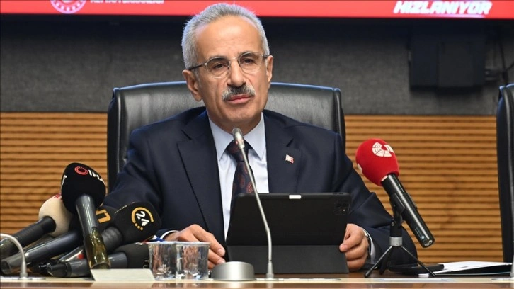 Ulaştırma ve Altyapı Bakanı Uraloğlu'ndan uçak bileti fiyatlarına ilişkin açıklama