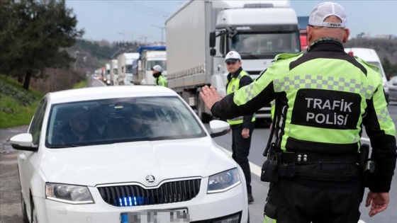 Ülke genelinde araçlarda 'ışık donanımları denetimi' yapıldı