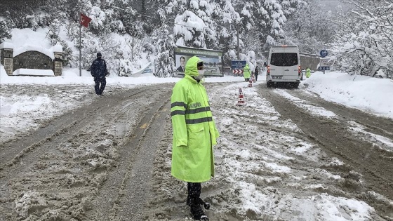 Uludağ'da kar kalınlığı 1 metreye ulaştı