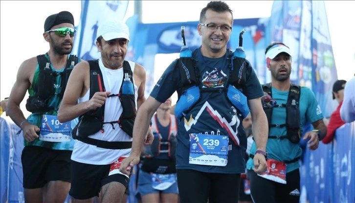 Uludağ Premium Ultra Trail, 35 ülkeden 2 bin 660 sporcunun katılımıyla başladı