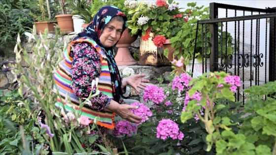 &#039;Ümmiye teyze&#039; ve ekibi küresel ısınmaya dikkati çekecek