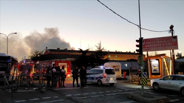 Ümraniye Cezaevinde çıkan yangın söndürüldü