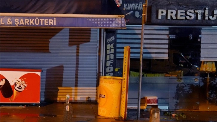 Ümraniye'de yakalanan zanlının silahla ateş etmesi sonucu bir polis şehit oldu